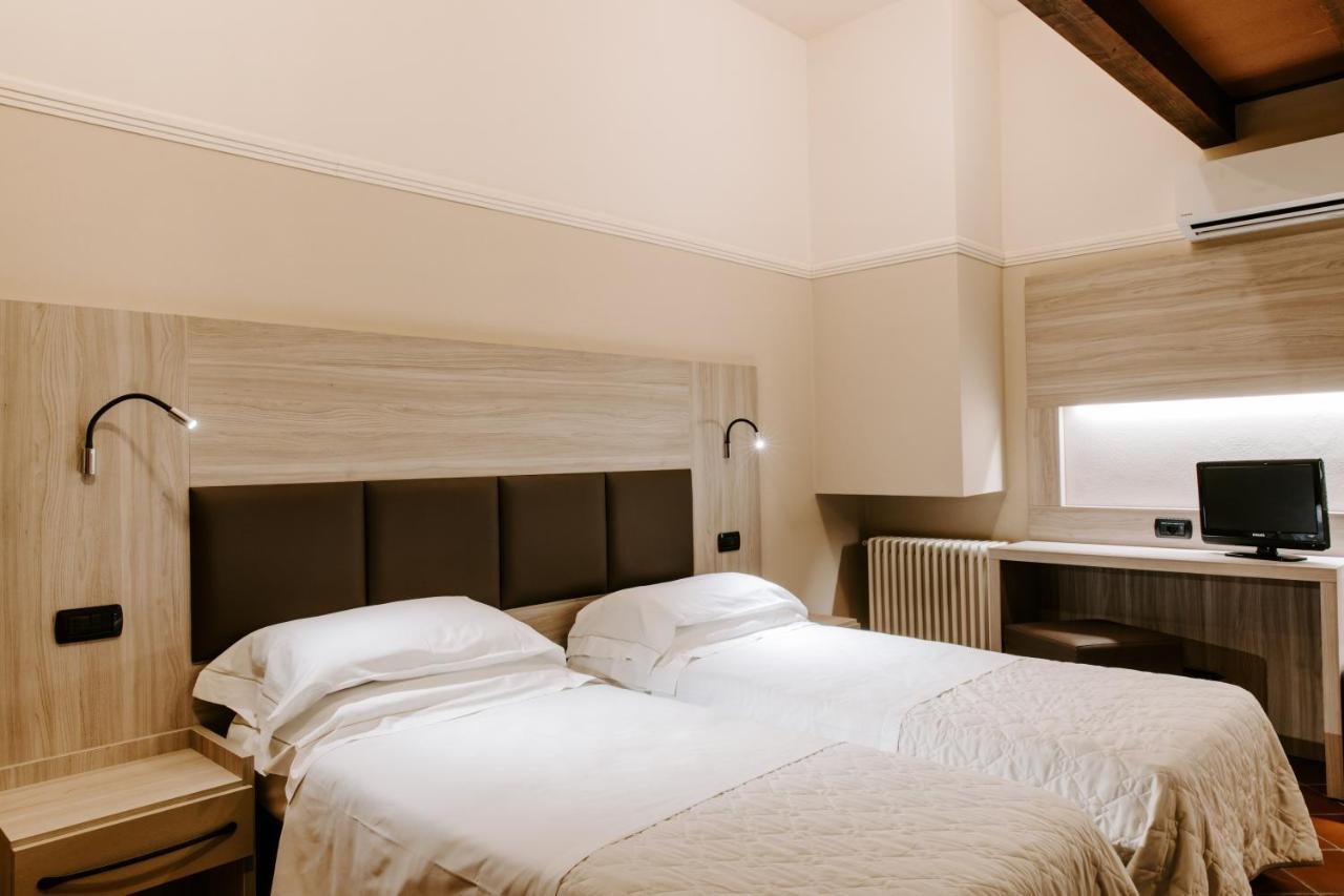 Country House Santa Maria Maddalena Budrio  Buitenkant foto