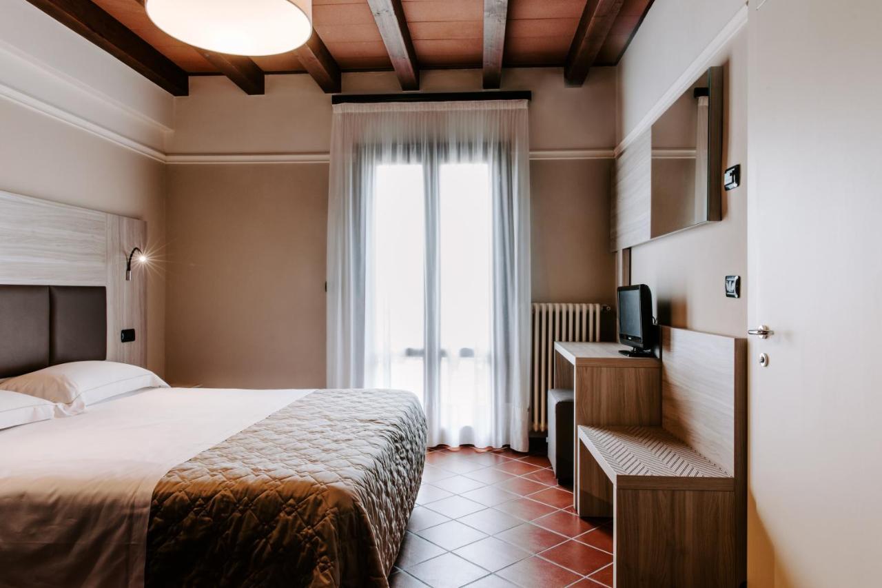 Country House Santa Maria Maddalena Budrio  Buitenkant foto