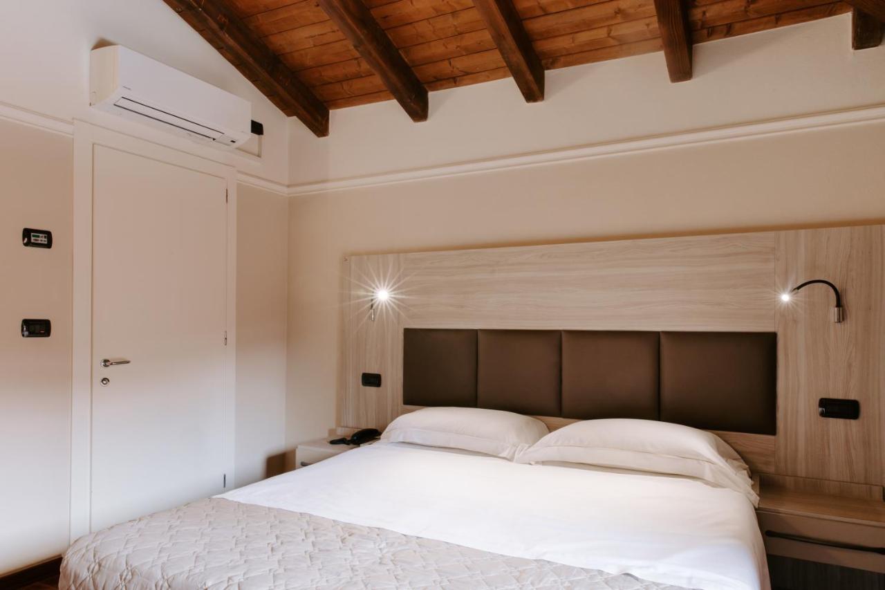 Country House Santa Maria Maddalena Budrio  Buitenkant foto
